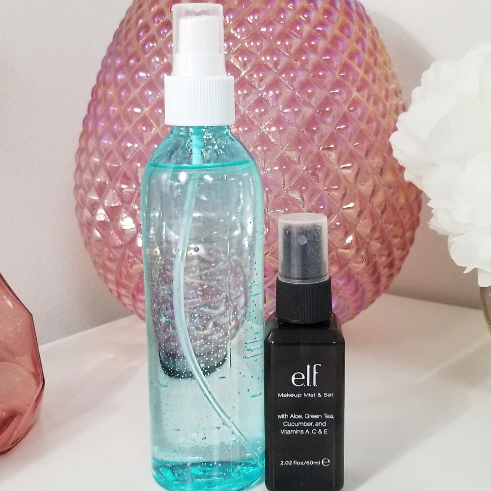 Long Lasting Makeup Setting Spray - Picture 3 of 3